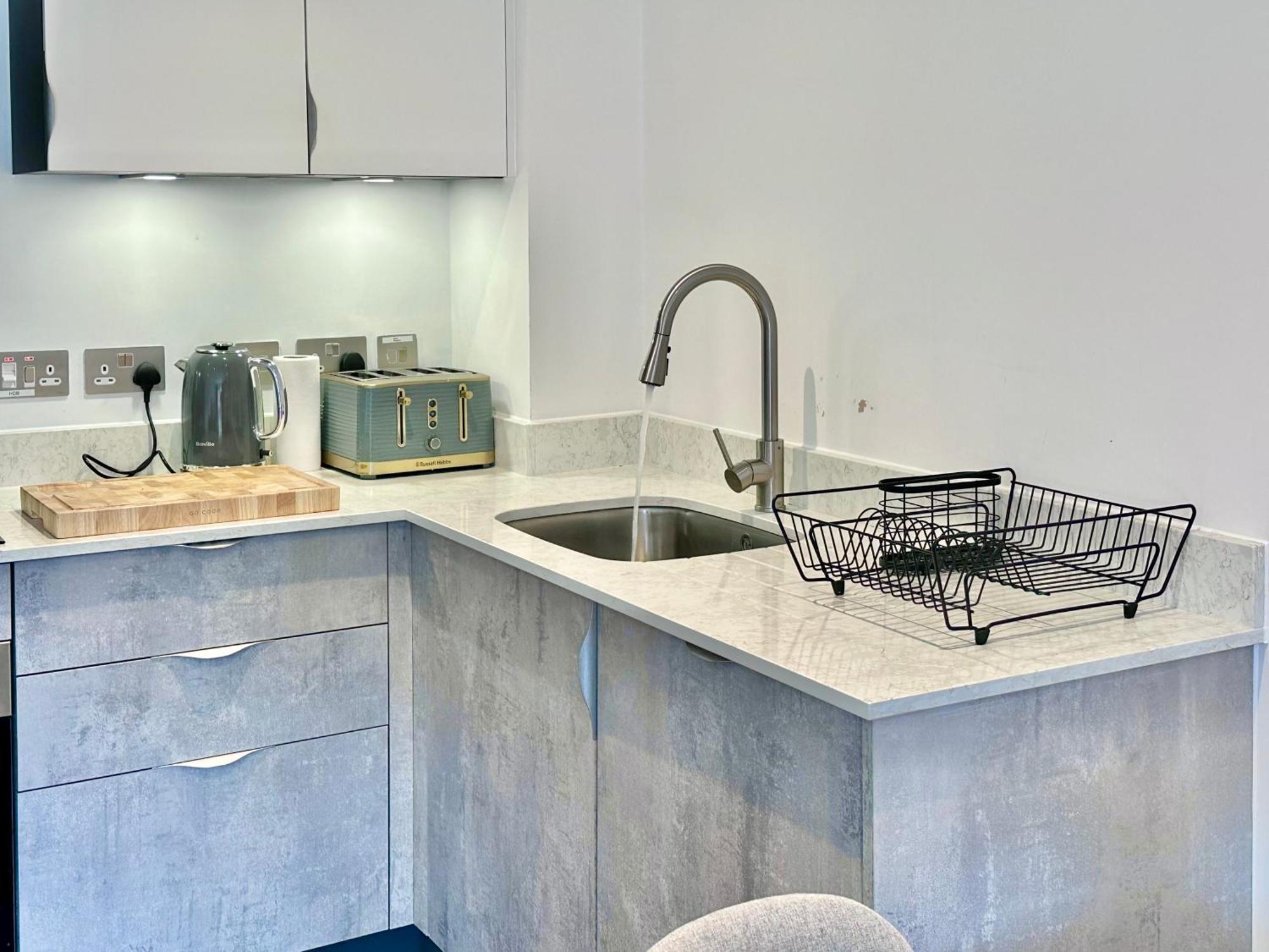 Icona 20 - City Centre Apartment Йорк Екстериор снимка